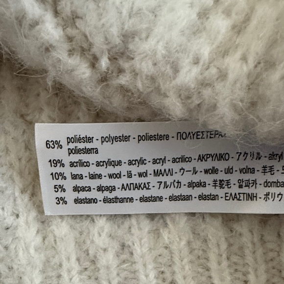 Zara Beige Knit Cardigan with Tortoise Buttons - Picture 4 of 8